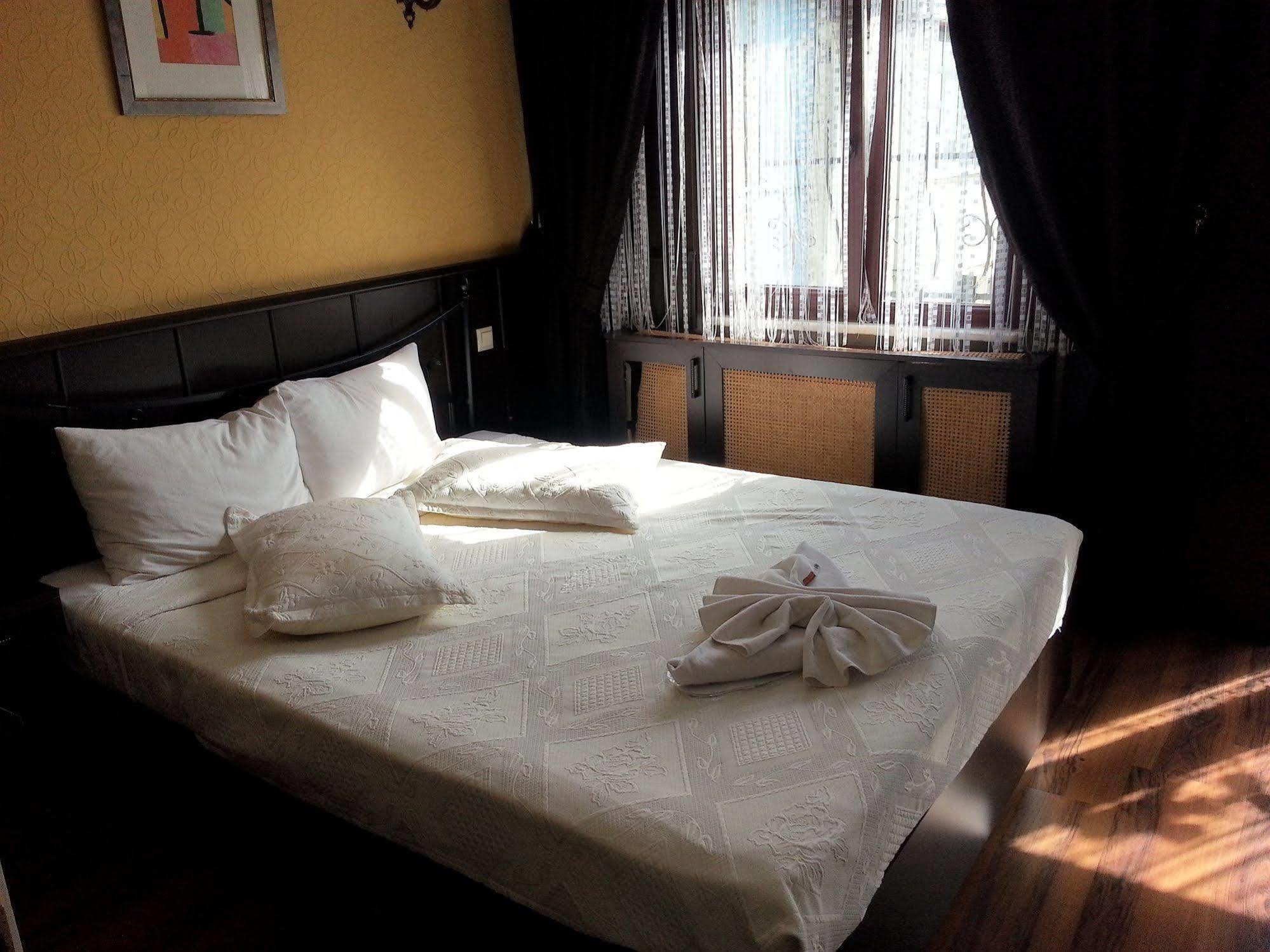 Arasta Hotel Istanbul Exterior photo